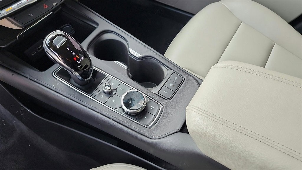 2022 Cadillac XT4 Luxury