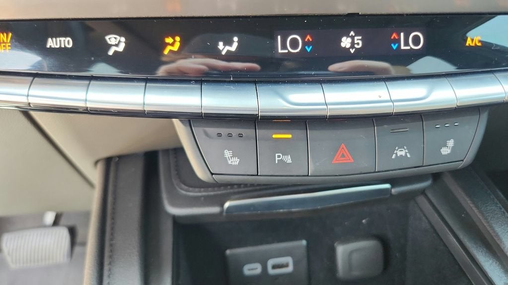 2024 Cadillac XT4 Luxury