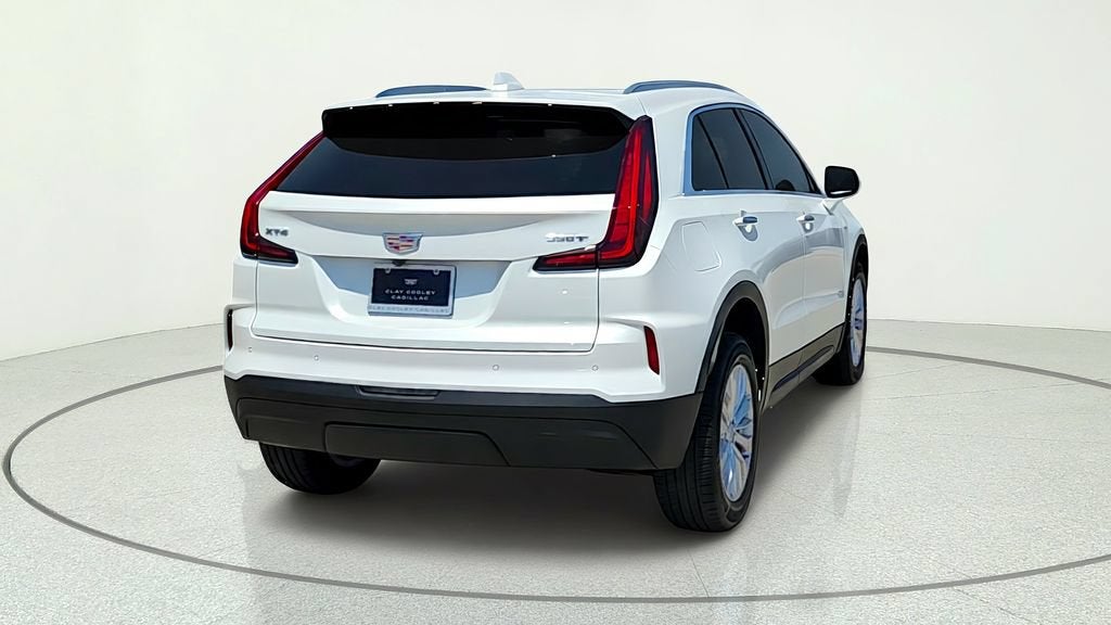 2024 Cadillac XT4 Luxury
