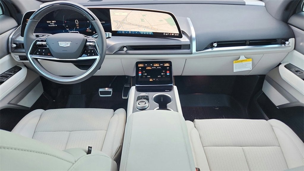 2026 Cadillac VISTIQ Luxury