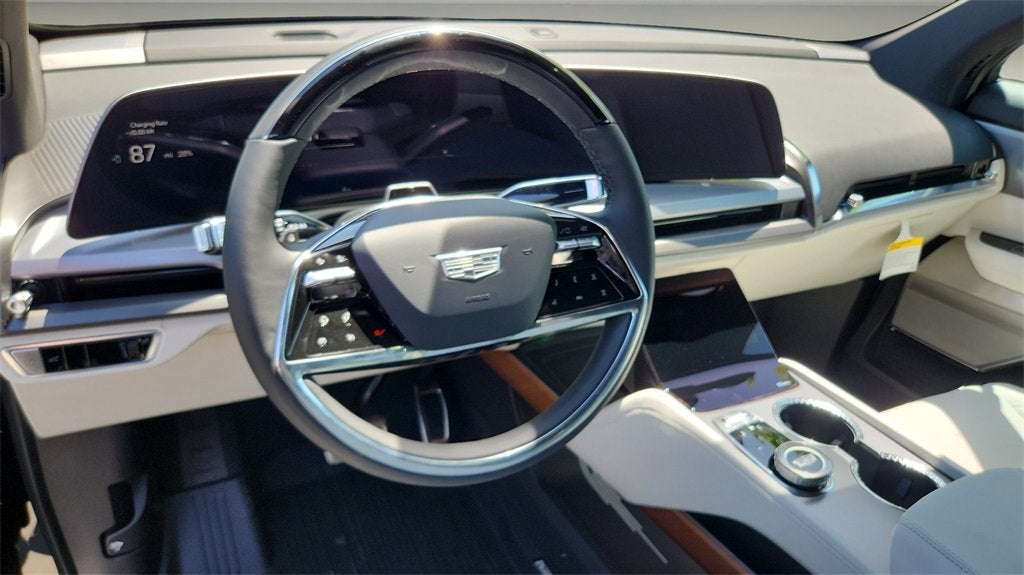 2026 Cadillac VISTIQ Luxury