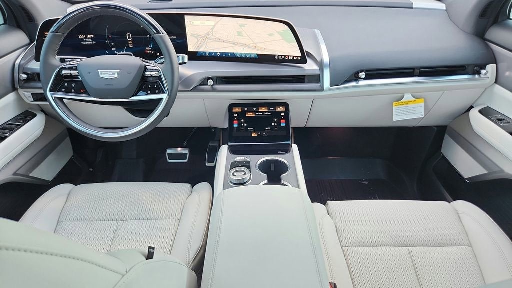 2026 Cadillac VISTIQ Luxury