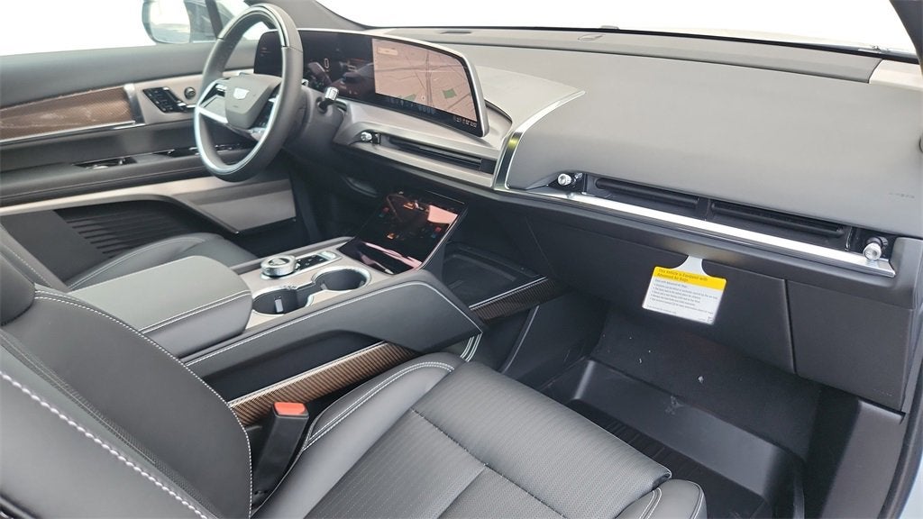 2026 Cadillac VISTIQ Luxury