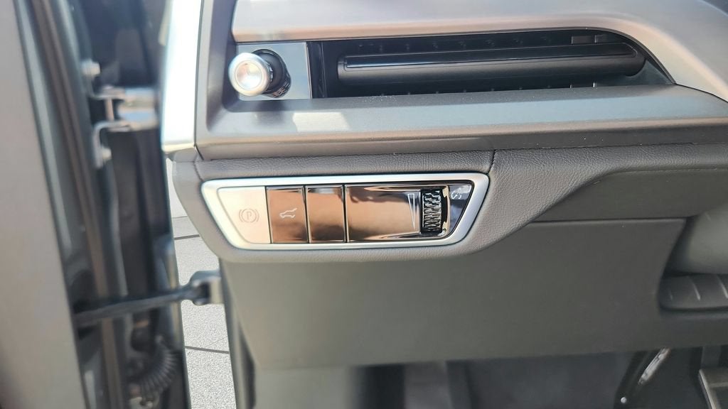 2027 Cadillac VISTIQ Luxury