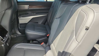 2027 Cadillac VISTIQ Luxury