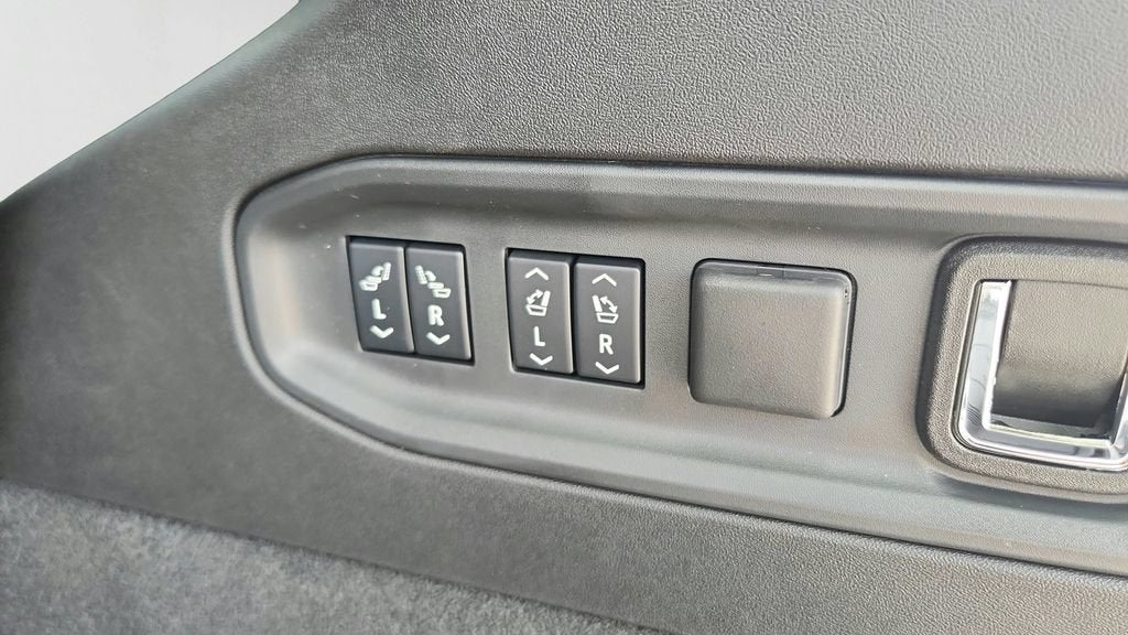2027 Cadillac VISTIQ Luxury