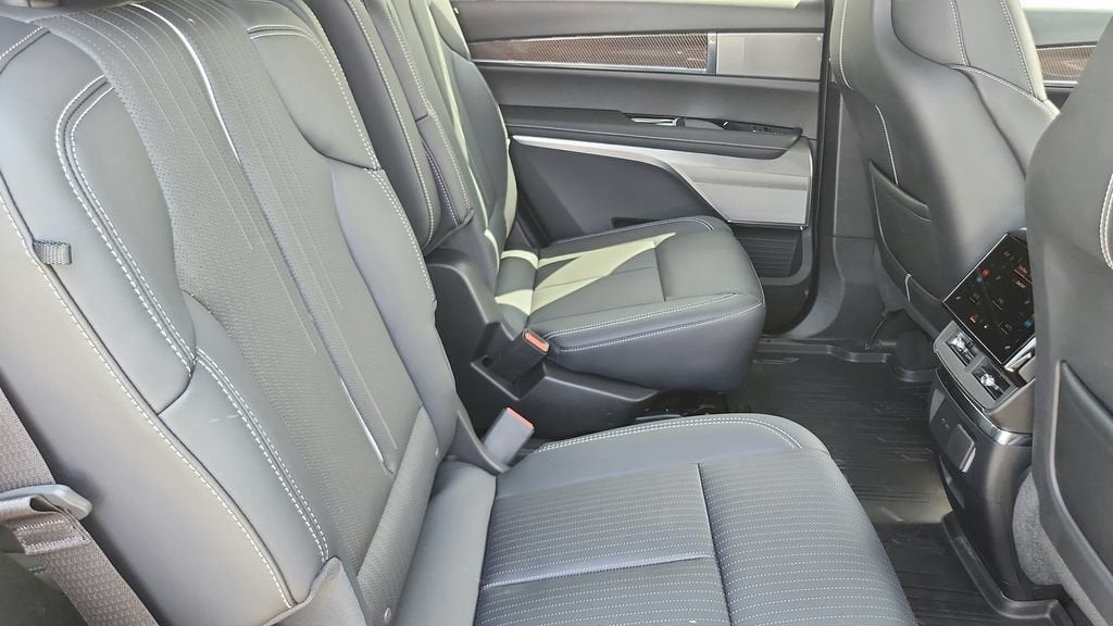 2027 Cadillac VISTIQ Luxury