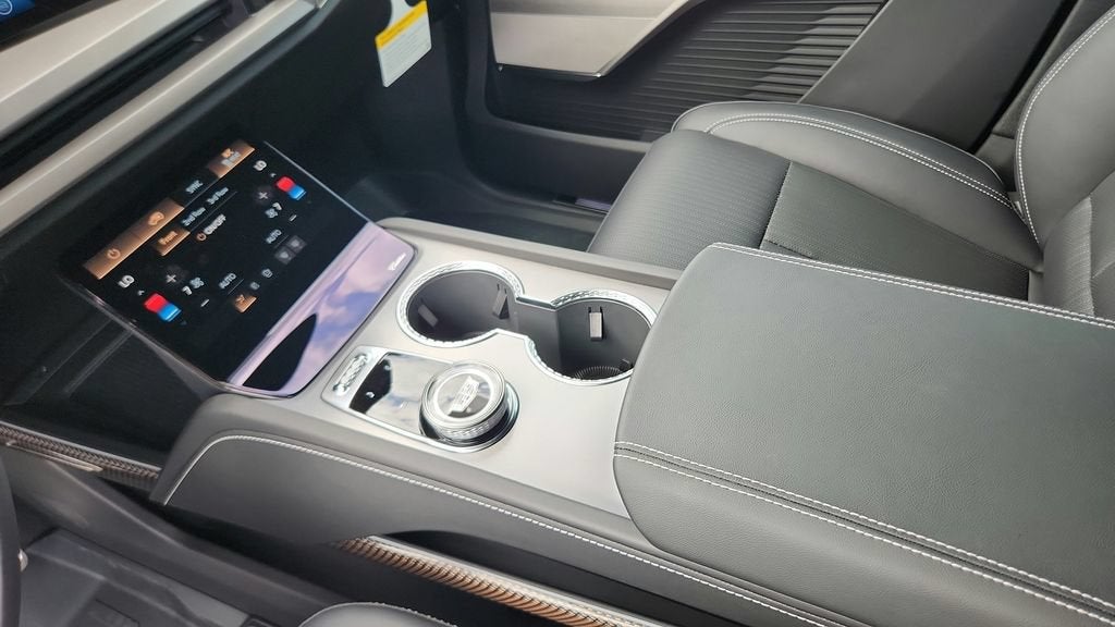 2027 Cadillac VISTIQ Luxury
