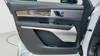2027 Cadillac VISTIQ Luxury