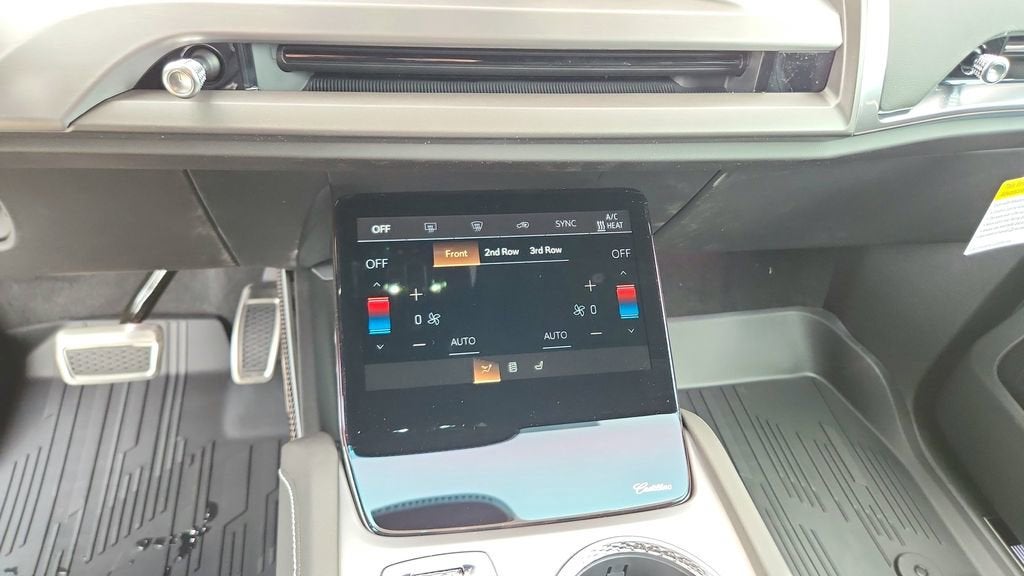 2026 Cadillac VISTIQ Luxury