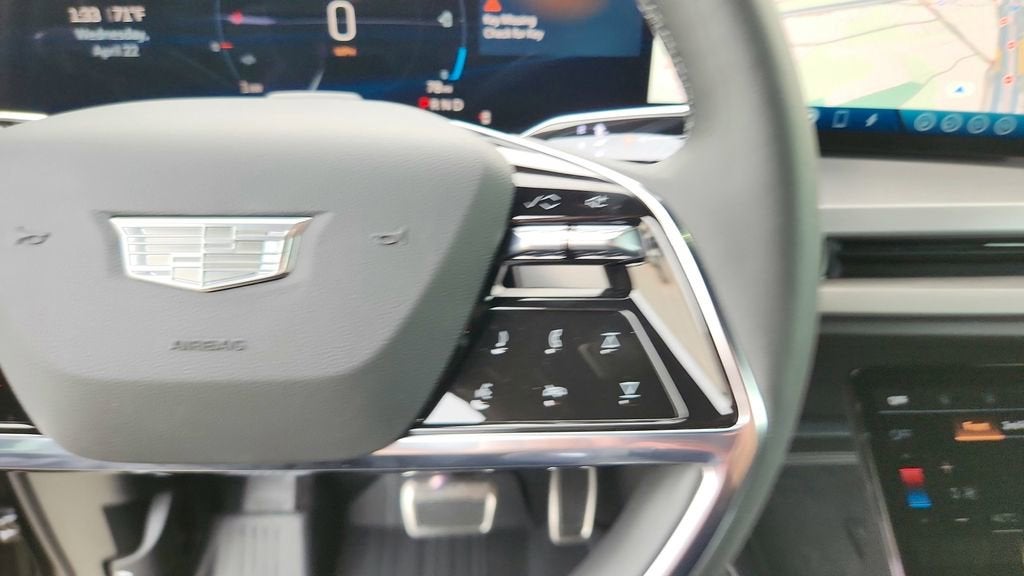 2026 Cadillac VISTIQ Luxury