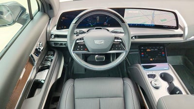 2026 Cadillac VISTIQ Luxury