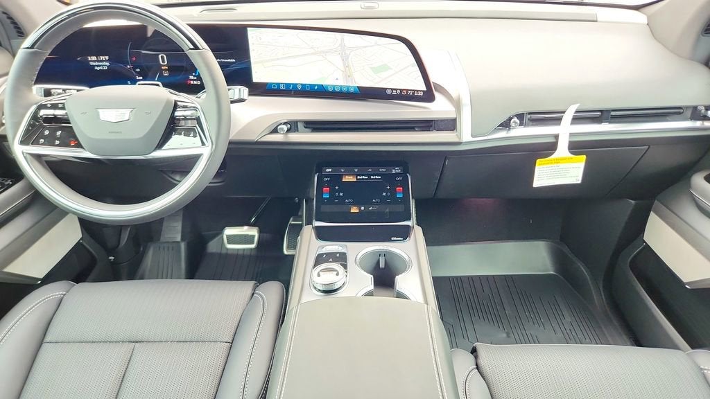 2026 Cadillac VISTIQ Luxury
