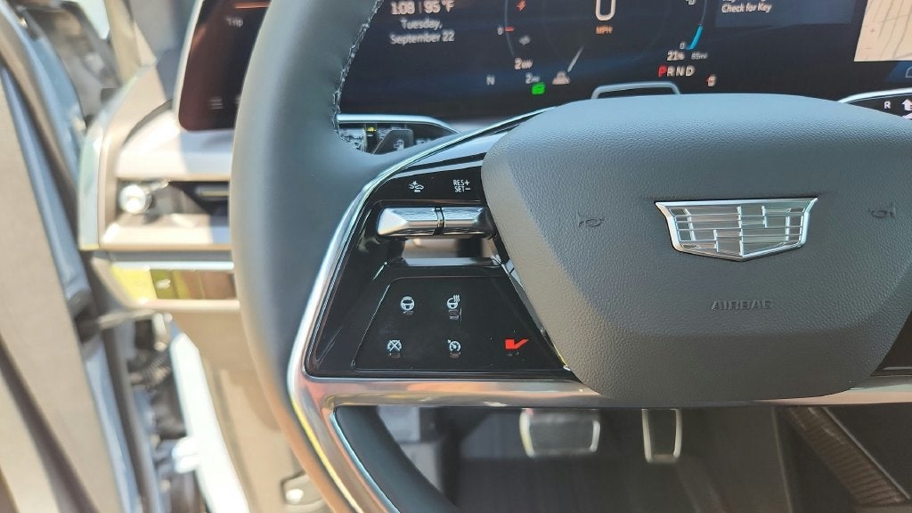 2027 Cadillac VISTIQ Luxury