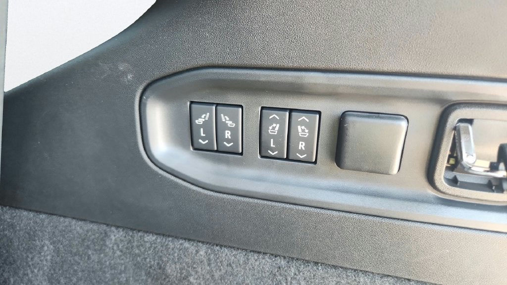 2027 Cadillac VISTIQ Luxury