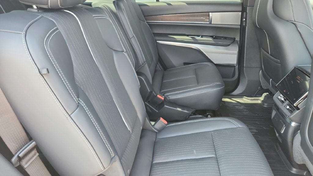 2027 Cadillac VISTIQ Luxury