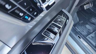 2027 Cadillac VISTIQ Luxury