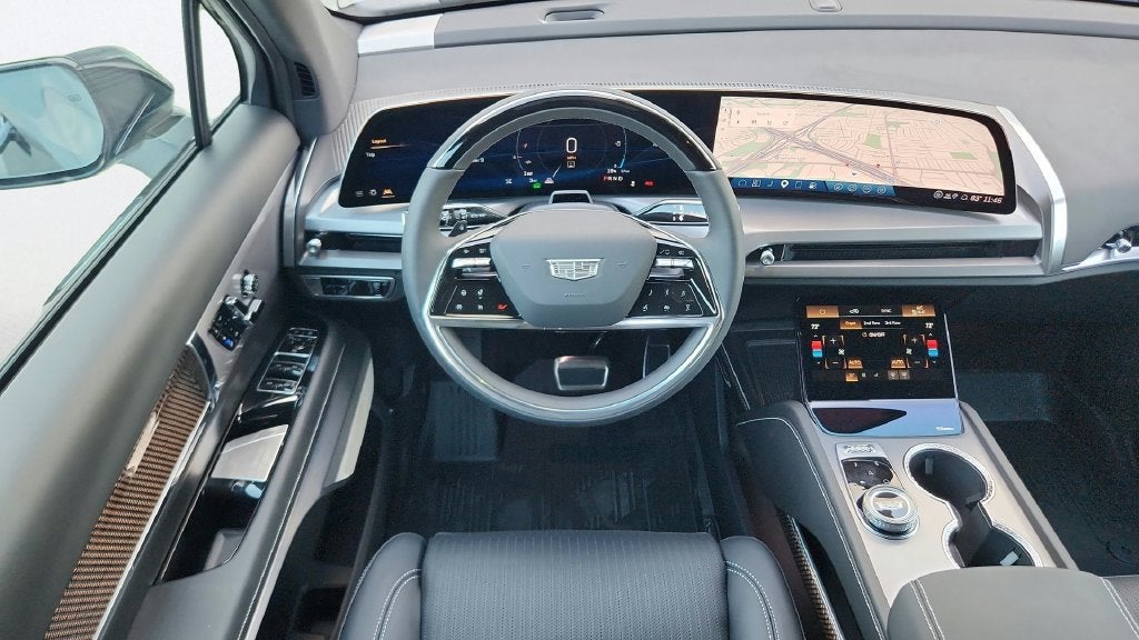 2027 Cadillac VISTIQ Luxury