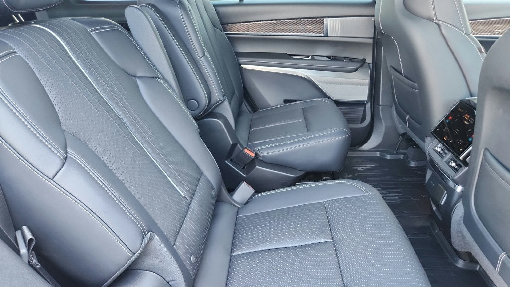 2027 Cadillac VISTIQ Luxury