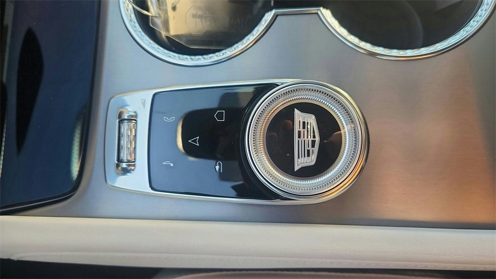 2026 Cadillac VISTIQ Luxury