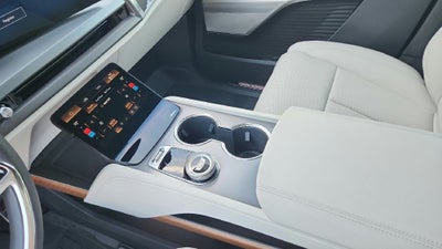 2027 Cadillac VISTIQ Luxury