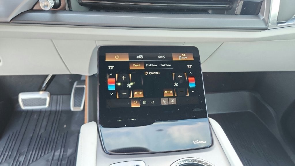 2027 Cadillac VISTIQ Luxury