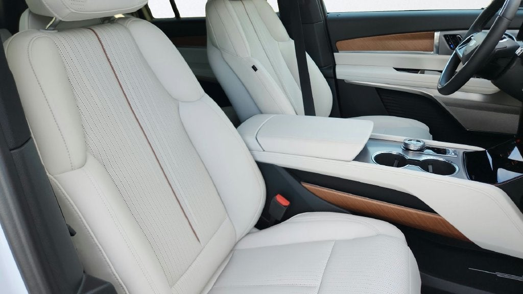 2027 Cadillac VISTIQ Luxury