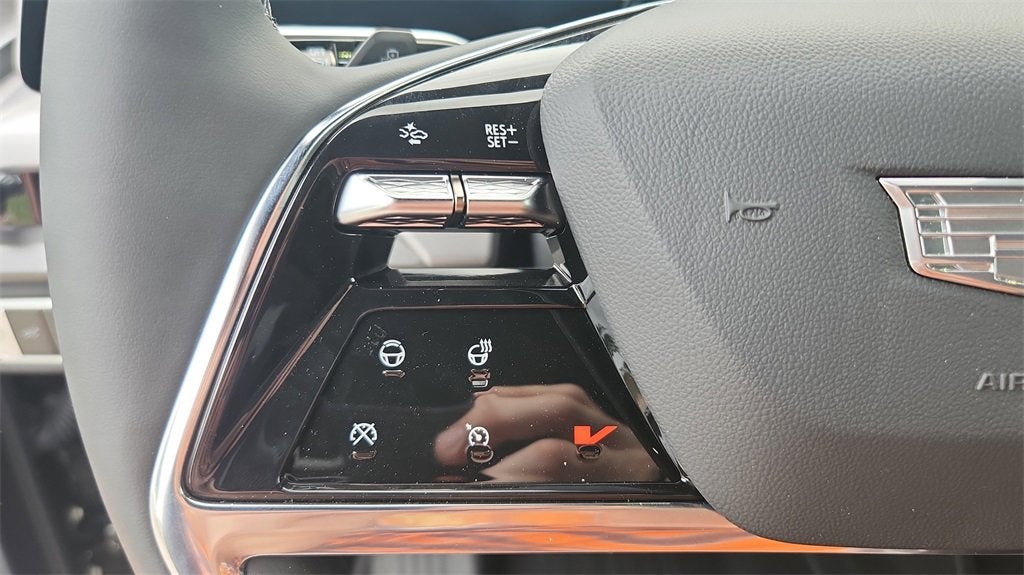 2026 Cadillac VISTIQ Luxury