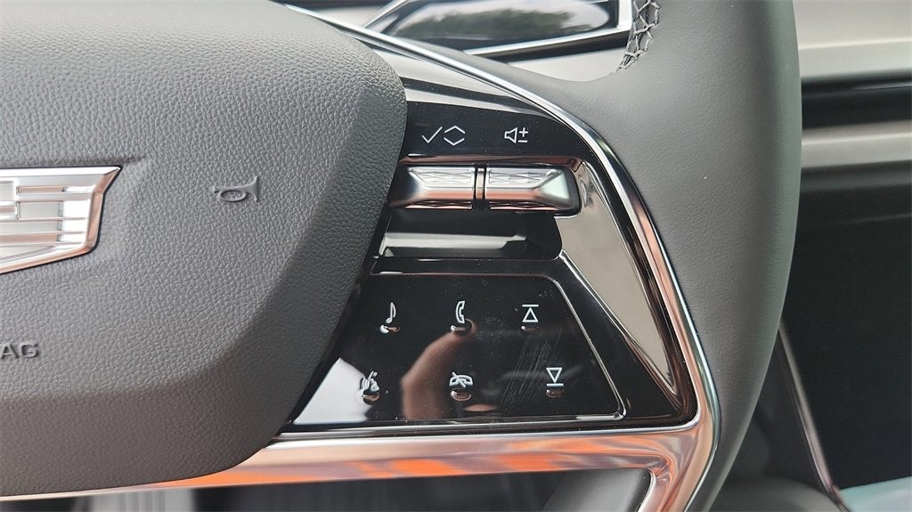 2026 Cadillac VISTIQ Luxury