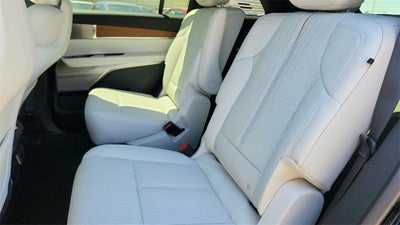 2026 Cadillac VISTIQ Luxury