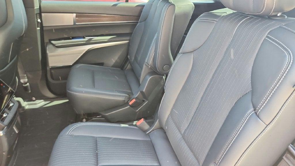 2027 Cadillac VISTIQ Luxury