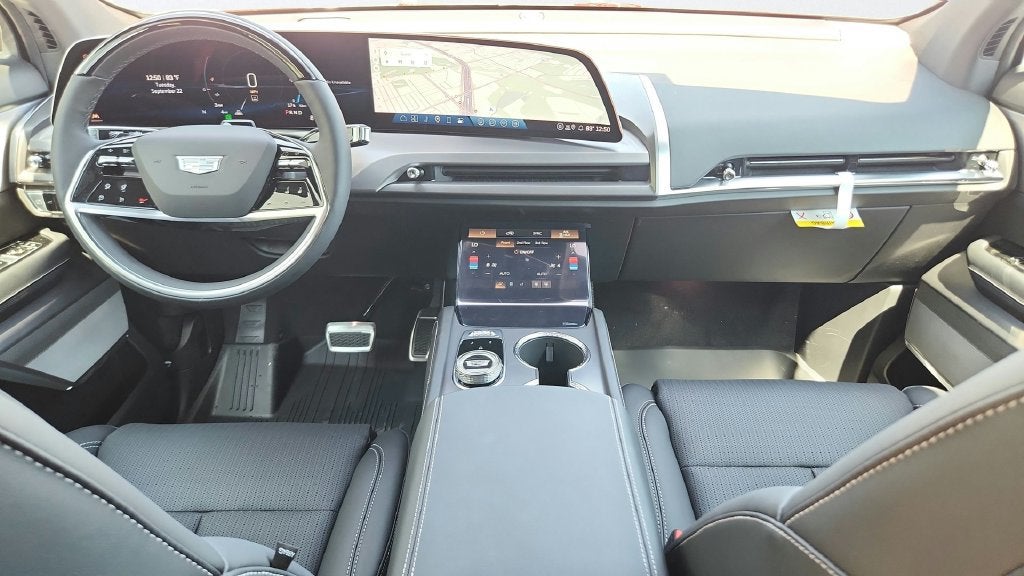 2027 Cadillac VISTIQ Luxury
