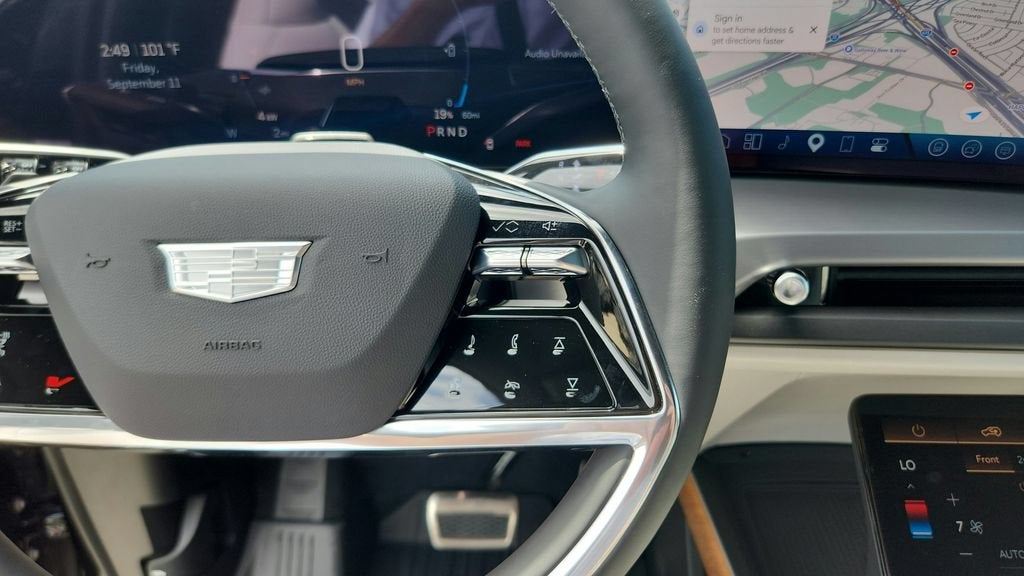 2027 Cadillac VISTIQ Luxury