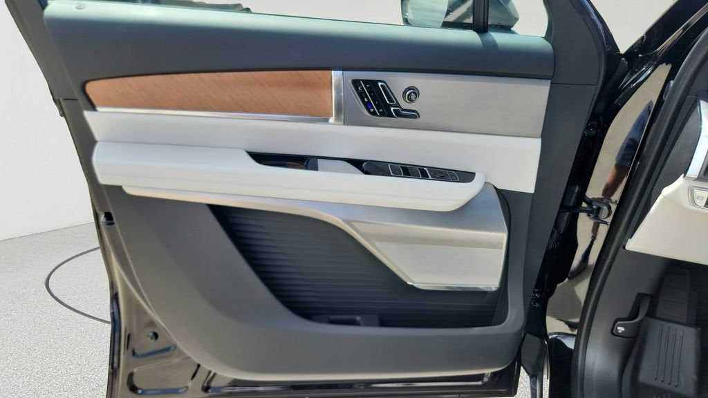 2027 Cadillac VISTIQ Luxury