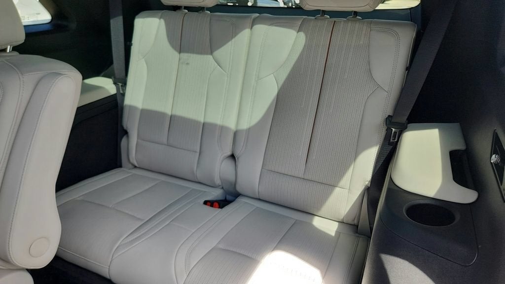 2027 Cadillac VISTIQ Luxury