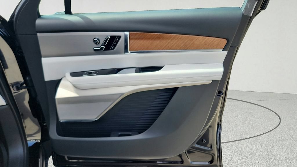 2027 Cadillac VISTIQ Luxury