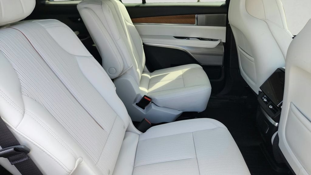 2027 Cadillac VISTIQ Luxury