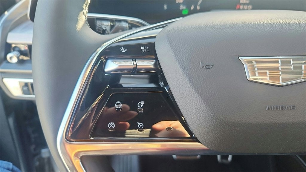 2026 Cadillac VISTIQ Luxury