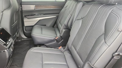 2026 Cadillac VISTIQ Luxury