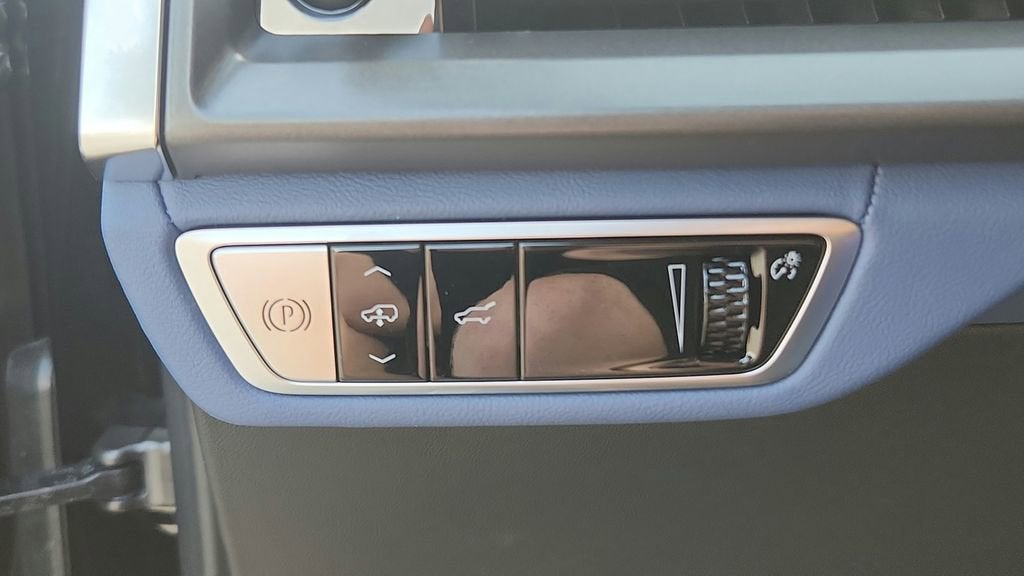 2026 Cadillac VISTIQ Premium Luxury