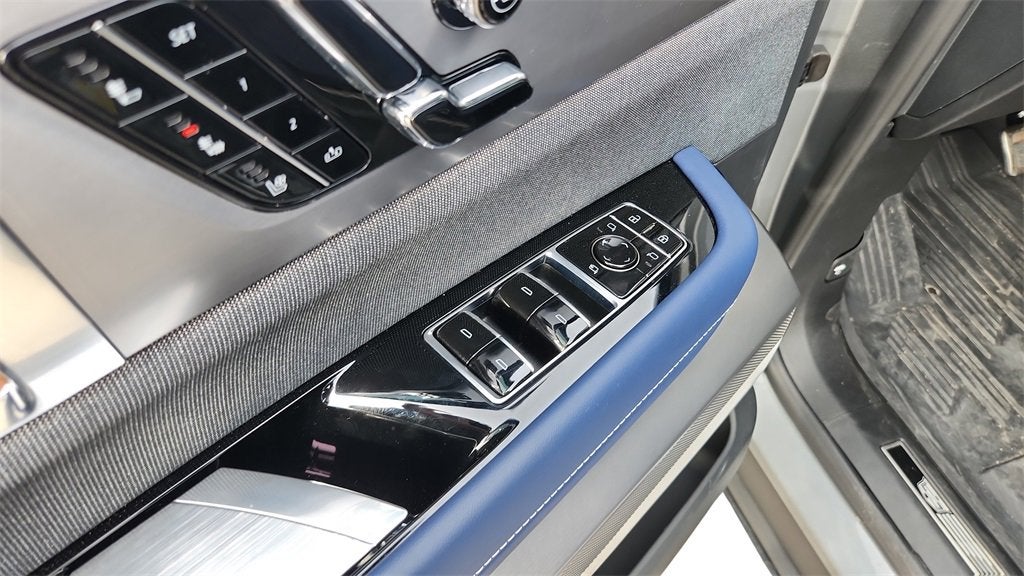 2026 Cadillac VISTIQ Premium Luxury