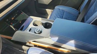 2026 Cadillac VISTIQ Premium Luxury