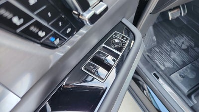 2027 Cadillac VISTIQ Premium Luxury