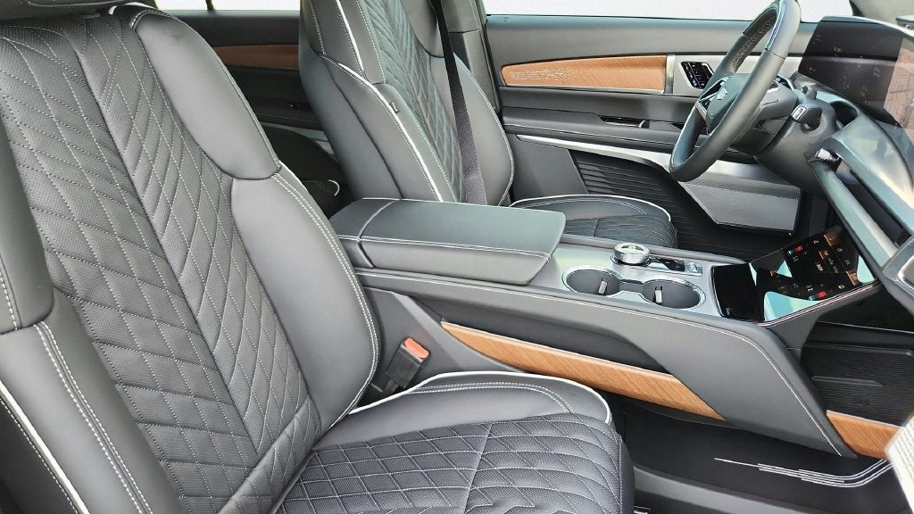 2027 Cadillac VISTIQ Premium Luxury