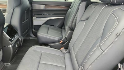 2027 Cadillac VISTIQ Sport