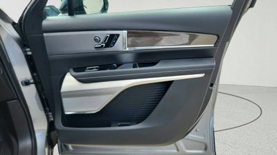 2027 Cadillac VISTIQ Sport