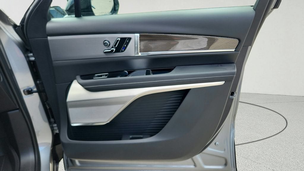 2027 Cadillac VISTIQ Sport