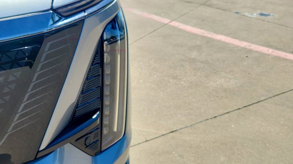 2026 Cadillac VISTIQ Sport