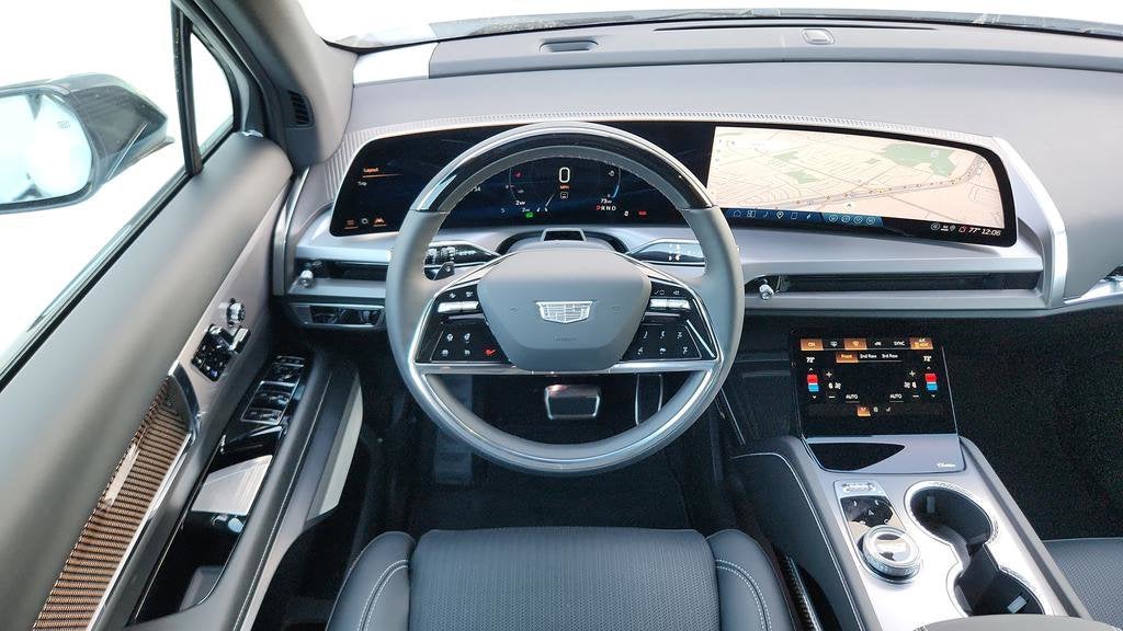 2026 Cadillac VISTIQ Sport