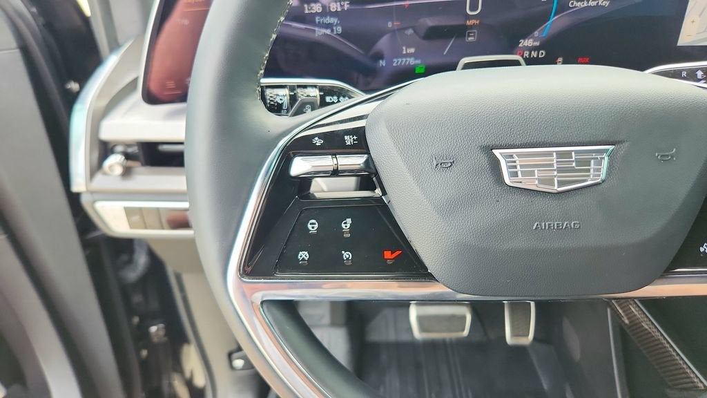 2026 Cadillac VISTIQ Sport